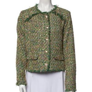 Walter Baker Jacket
Green
Tweed Pattern
Collarless
Flap Pockets &Button Closure